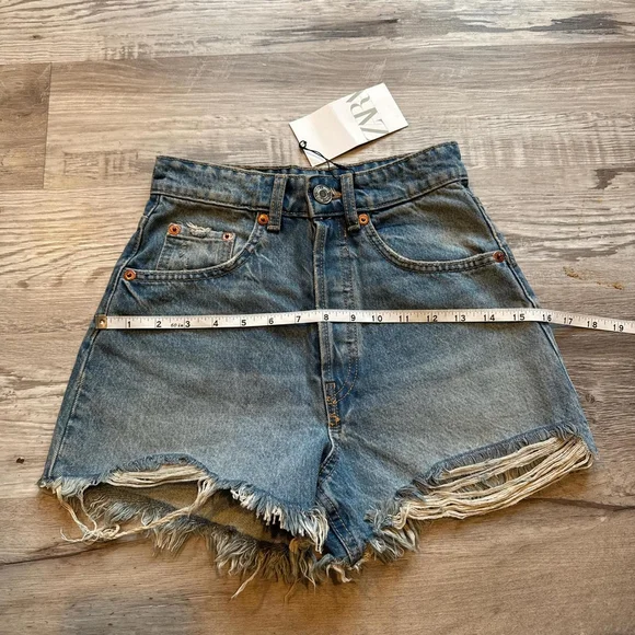 shorts - Picture 4 of 7